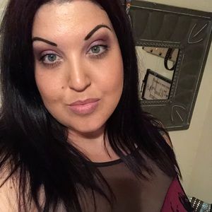 Meet your Posher, Brianne